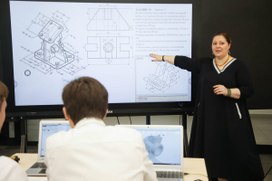 Названы самые популярные фразы, которые чаще всего произносят в школе российские учителя