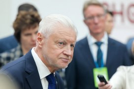 Миронов назвал ЕГЭ «идиотизмом», из‑за которого девочки «рожать не будут уже никогда»