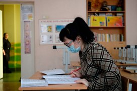 Учителей не будут увольнять за отказ от вакцинации против COVID-19