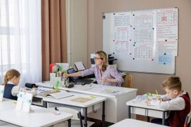 Путин поручил увеличить часы изучения русского языка для учителей начальной школы