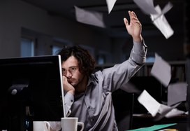 43% учителей не хотят ставить оценки на удалённых занятиях: они уверены, что дети всё списывают