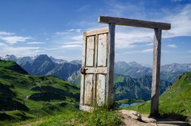 Как коронавирус лишает человечество иллюзии бессмертия и избавляет нас от старых привычек