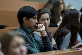 Экзамен по русскому языку для иностранных абитуриентов будет введен к 2026 году