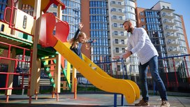 В Госдуме предложили устанавливать на детских игровых площадках камеры видеонаблюдения