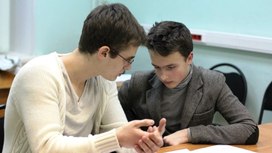 Студенты-тьюторы идут в школы