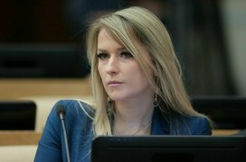 Яна Лантратова предложила запретить рекламу импортных игрушек на детских телеканалах