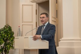 Фальков призвал к совершенствованию высшего медицинского образования