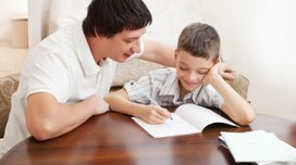 Родителям школьников-отличников хотят предоставлять оплачиваемый отпуск на пять дней