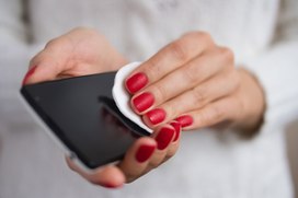 Как продезинфицировать смартфон?