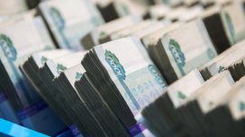 Весной 2025 средняя по России зарплата приблизилась к 100 тысячам рублей