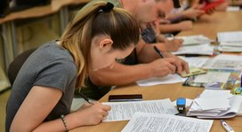 Средний конкурс в педагогические вузы составил 10 человек на место