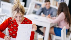 Студентам колледжей разрешат участвовать в школьных олимпиадах