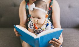 Когда нужно начинать прививать ребёнку любовь к книгам?