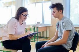 В Госдуме призвали сократить отчетности для педагогов-психологов в школах