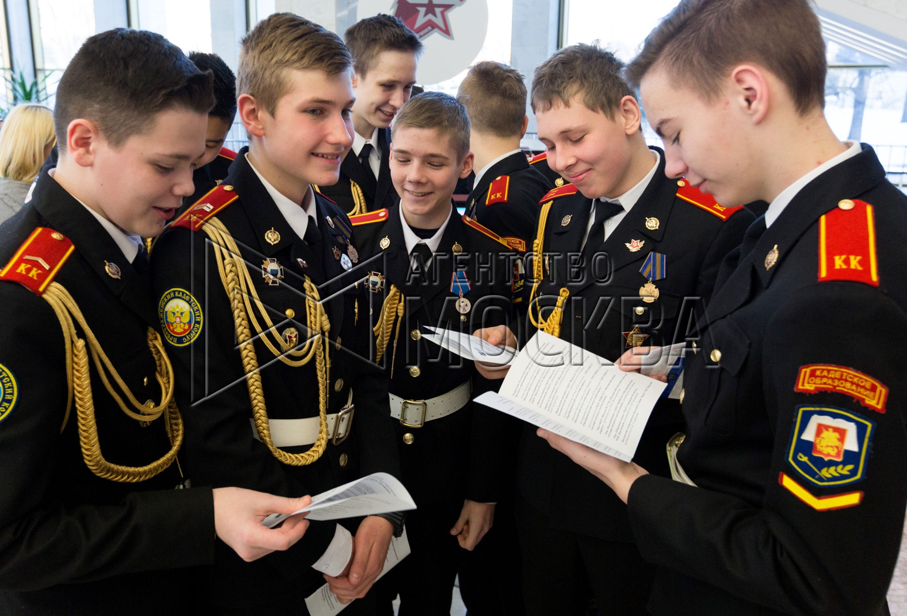 В России будет создана единая система кадетского образования