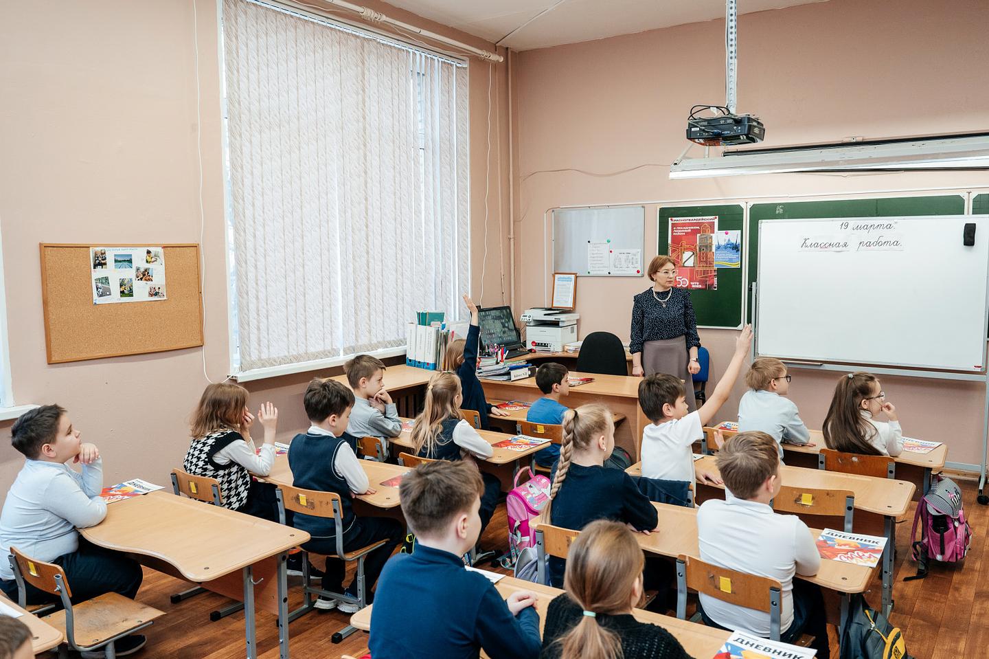 С 1 сентября школы будут выделять на контрольные и ВПР до 10% учебного времени