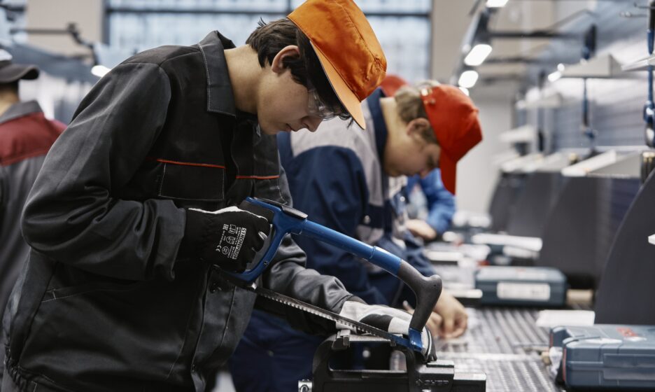 Владимир Путин поручил пересмотреть наименование «среднее профессиональное образование»