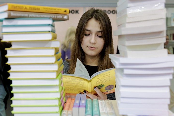 Опрос: 95% родителей считают школьные учебники «непонятными и неудобными»