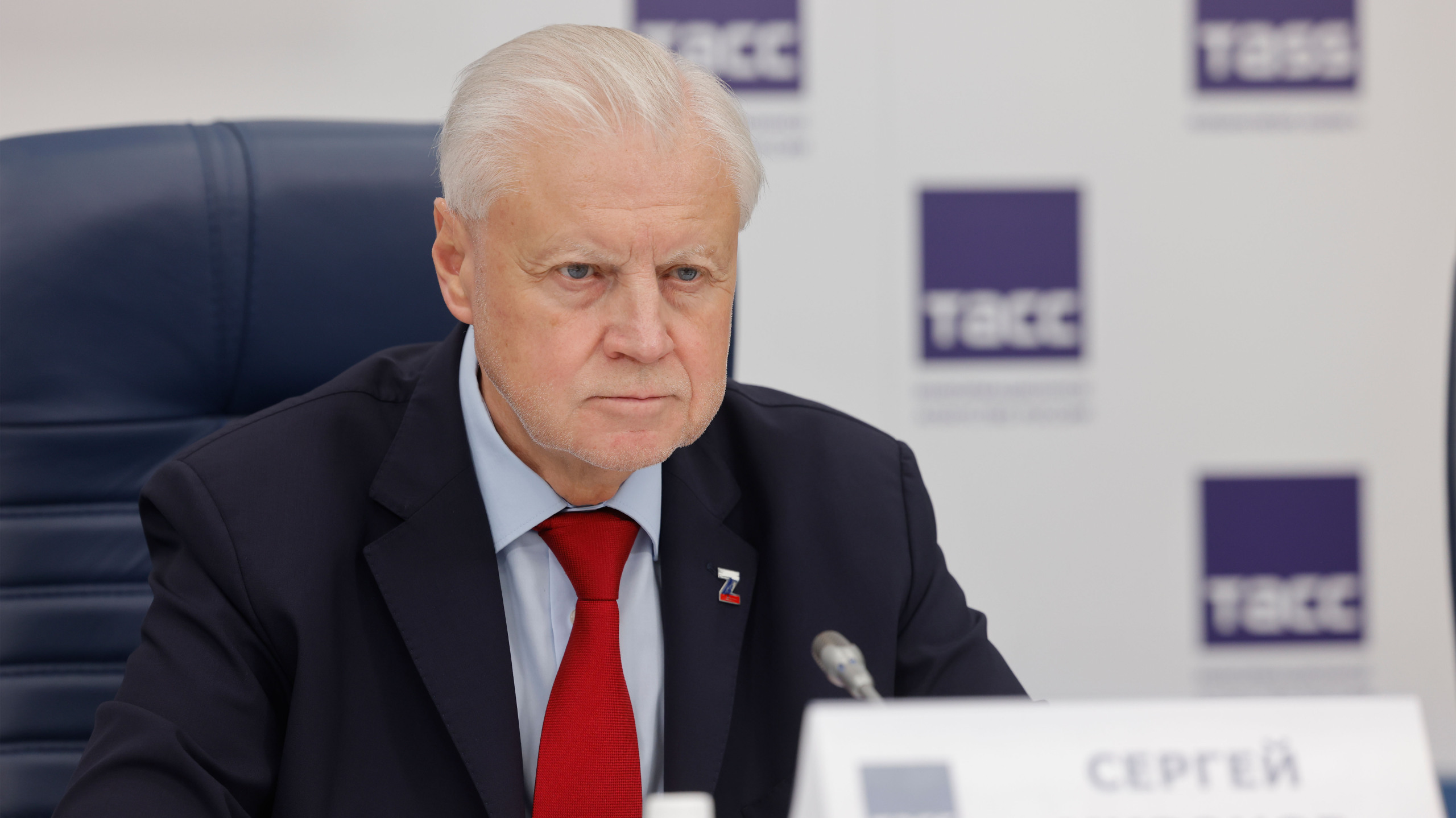 В Госдуме предложили считать бедными россиян с зарплатой меньше 43 тысяч рублей