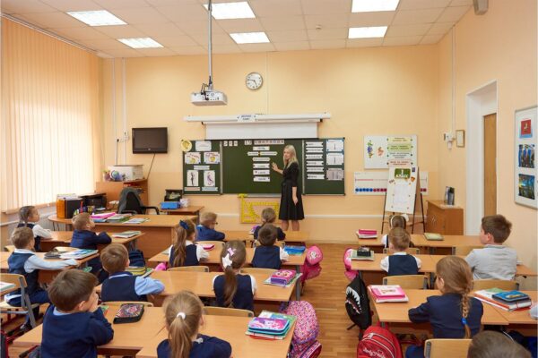 Голикова сообщила об удвоенных выплатах за классное руководство