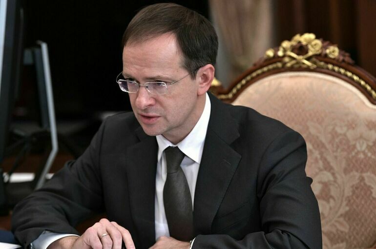 Рабочую группу по школьному предмету об основах нравственности возглавил Мединский