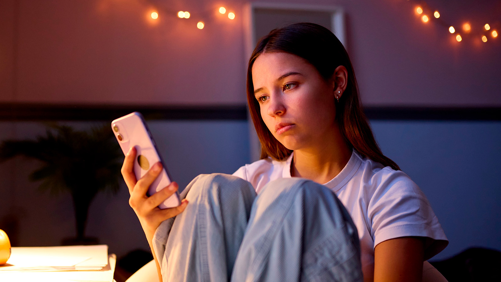 В Общественной палате предложили запретить пользоваться соцсетями детям до 16 лет