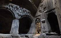 https://upload.wikimedia.org/wikipedia/commons/thumb/5/5b/Beautiful_Geghard_Monastery.jpg/200px-Beautiful_Geghard_Monastery.jpg