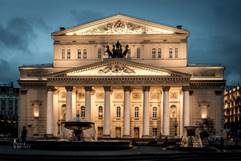 http://www.jackdevant.com/wp-content/uploads/2014/07/bolshoi-theatre-moscow-101-1440x960.jpg