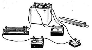 К аккумулятору подключили реостат на рисунке показан