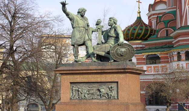 https://upload.wikimedia.org/wikipedia/commons/5/52/Monument_to_Minin_and_Pozharsky.jpg