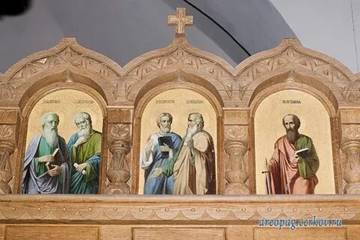 Иконы, иконостас и киоты нашего храма Храм Покрова Пресвятой Богородицы д. Мильковщина Христианское искусство, Храм, Киото