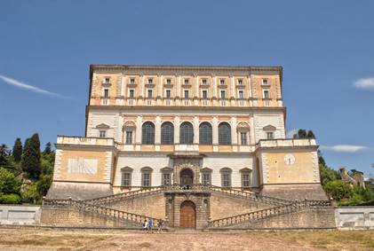 caprarolla_villa_farnese.jpg