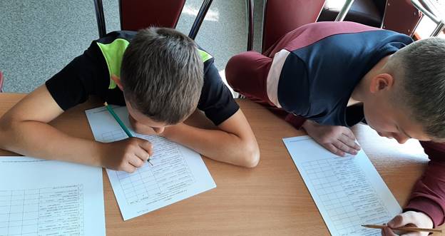 Изображение выглядит как текст

Автоматически созданное описание