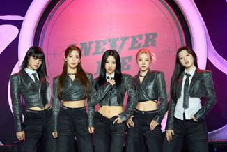 https://www.allkpop.com/upload/2022/03/content/150526/web_data/allkpop_1647337698_-1.jpg