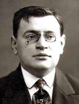 https://prodetlit.ru/images/thumb/9/90/Averchenko-Arkadij.jpg/500px-Averchenko-Arkadij.jpg
