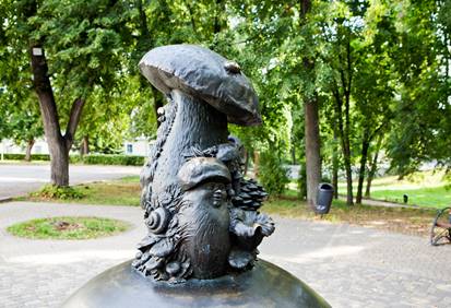 скульптура грибы с глазами, Рязань