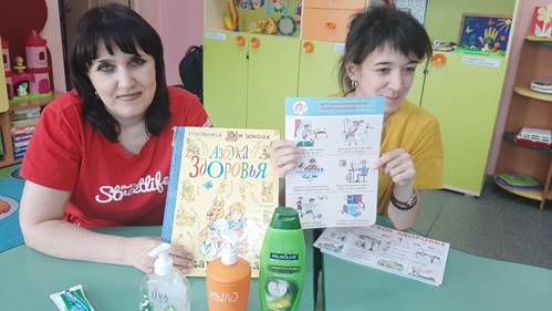 Изображение выглядит как текст, спальня

Автоматически созданное описание