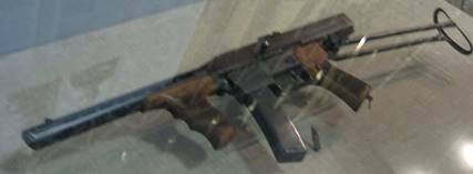 800px-AK-SMG-1942.jpg