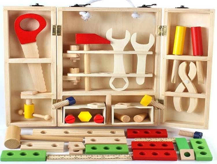 http://www1.shoppingonsale.ru/img/products/19699-derevjannye-plotniki-komplekt-playset-40-sht-bolshoj-igrat-instrument-igrushki-dlja-detej-kids-stroitel-interesnyj-seminar-obuchenija.jpg