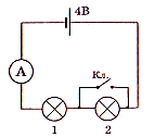 На рисунке изображена схема электрической цепи. Схема электрической цепи состоящей из двух одинаковых ламп ключа. Схема две лампочки,ключ и сопротивление. Схема источник тока ключ провода 2 лампы. 3 Лампочки последовательность ключ амперметр источник тока схема.