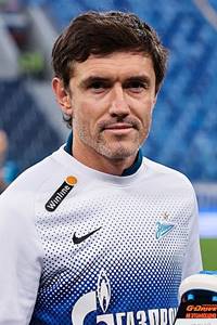 https://upload.wikimedia.org/wikipedia/commons/thumb/9/99/Yuri_Zhirkov_2020.jpg/319px-Yuri_Zhirkov_2020.jpg