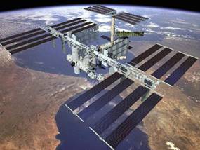 https://upload.wikimedia.org/wikipedia/commons/2/2f/ISS_solar_arrays.jpg