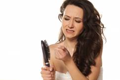 11 Hair Myths That Prevent Us From Growing Long and Healthy Hair