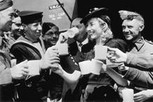 BBC News - HMV: A visual history