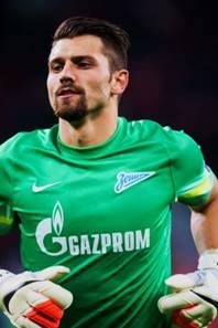 https://upload.wikimedia.org/wikipedia/commons/thumb/d/d0/Bayer-04_-_Zenit_%2812%29.jpg/319px-Bayer-04_-_Zenit_%2812%29.jpg