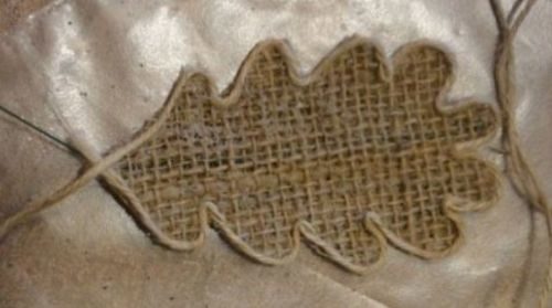 podelki-iz-meshkoviny-svoimi-rukami-11