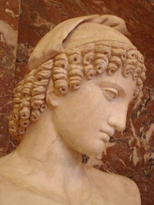 https://upload.wikimedia.org/wikipedia/commons/thumb/7/7a/Ganymede_Louvre.jpg/800px-Ganymede_Louvre.jpg