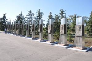  <a href="page-joy.php?j=987" target="_blank">Галерея космонавтов</a> 