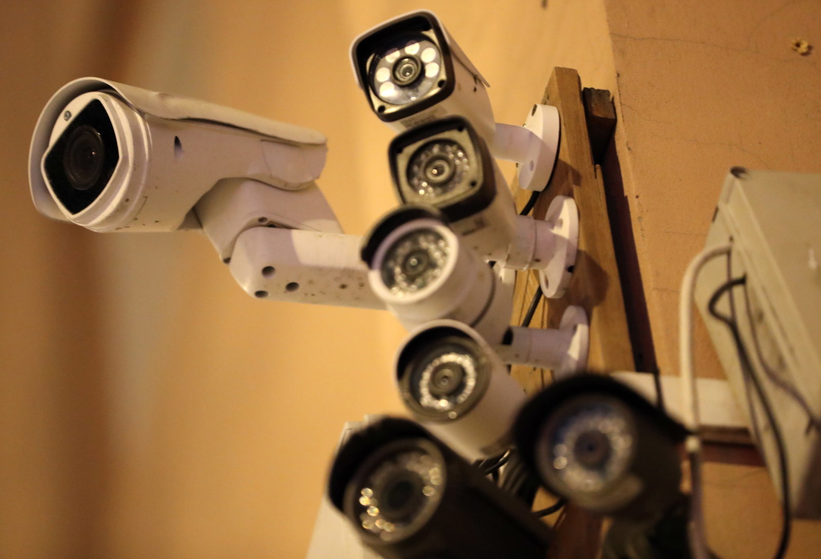 В школах установят камеры с функцией распознавания лиц, стоимость которых более 2 миллиардов рублей