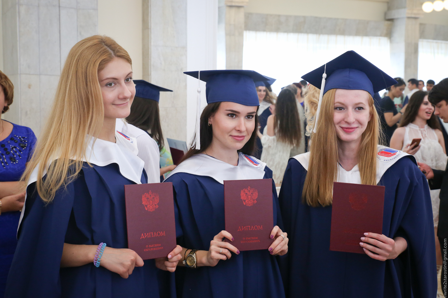 Студенты российских вузов